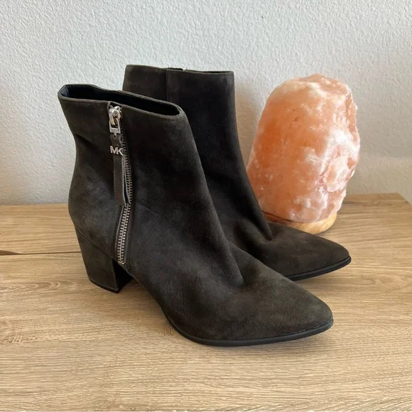 Like new! Michael Kors Gray Suede Dawson Ankle Booties - Picture 2 of 9